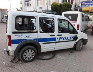 Car with French number plate causes mayhem in small Turkish town