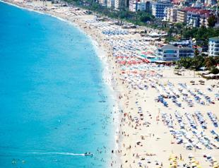 Alanya hosts one out of 10 tourists in Turkey