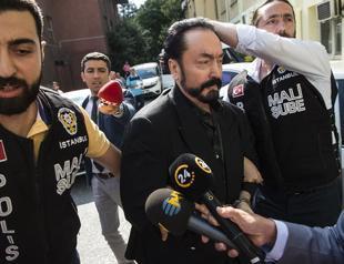 Istanbul police confiscate guns, money in Oktar probe