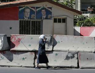 Drivers rejoice as Damascus dismantles checkpoints after years of war