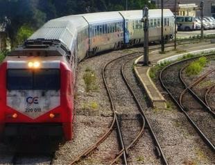 Train in Greece hits, kills two migrants near Turkish border