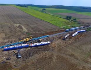 Derailed Çorlu train carried more passengers than capacity: Railway employee