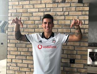 Beşiktaş sign Chilean defender Roco, Turkish striker Nayir