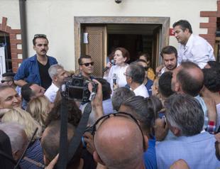 Akşener to preside over top board amid her withdrawal from leadership candidacy