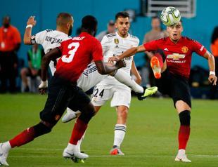 Man United holds on to beat Real Madrid 2-1