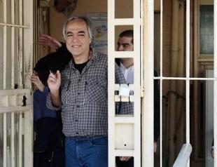 Turkey slams Greece over transfer of murderer of Turkish diplomats to open prison