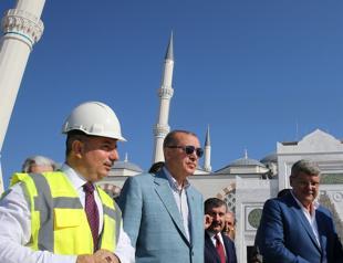 Turkeys President Erdoğan to reshuffle ruling AKPs A team