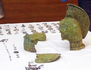Valuable historical artifacts seized in Istanbul