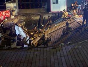 Hundreds injured in Spain festival promenade collapse
