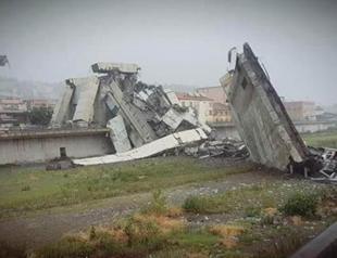 Motorway bridge collapses in Genoa, Italy, killing dozens