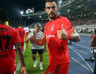 Beşiktaş advances to Europa League group stage playoffs