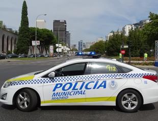 Knifeman killed in Spain police station attack