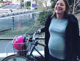 42 weeks pregnant, New Zealand minister cycles to hospital