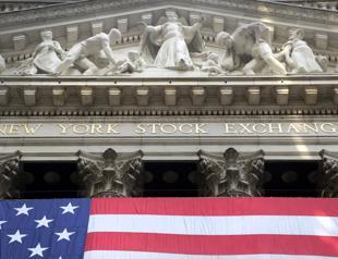 Global shares steady as focus turns to central banks