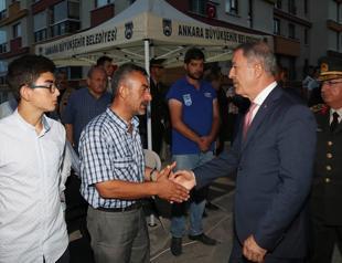 Turkish, American defense chiefs talk over phone