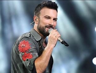 Turkish popstar Tarkan to perform in Russia