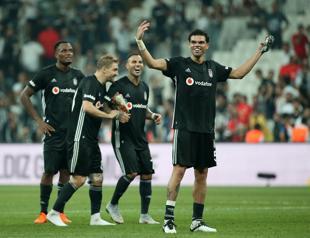 Beşiktaş advance to UEFA Europa League group stage