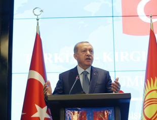 Manipulations aim at casting doubt on Turkish economy, says Erdoğan