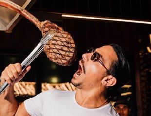Salt Bae’s ‘steak with gold dust’ stirs controversy on social media