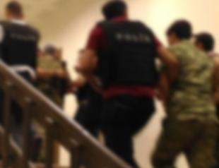 19 active soldiers arrested over suspected FETÖ links