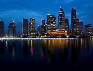 Facebook to build $1 bln Singapore data center