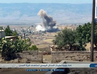 Russian and Syrian jets pound Idlib province after summit