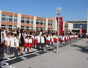 9,500 police officers deployed in Istanbul as new academic year begins