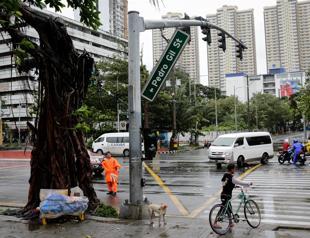 Super Typhoon Mangkhut claims first victims