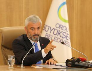 Turkish mayor resigns after ‘resisting’ ruling AKP’s demand for days