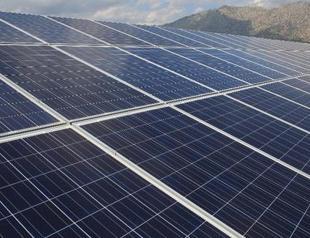 Turkey’s Akfen set to build 13 wind and solar power plants worth $530 million