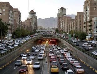 Iran’s domestic car market stalls as nuclear deal falters