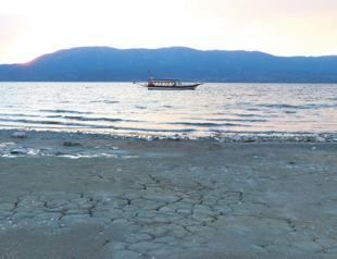 Drop in water levels in Lake Burdur ‘surpassed critical level’