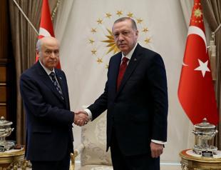 Turkeys ruling AKP, MHP to start talks over alliance for local polls