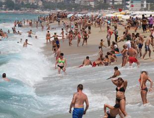 Turkey welcomes 27 million foreigner visitors in eight months