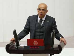 CHP MP Berberoğlu takes oath in parliament after release from prison