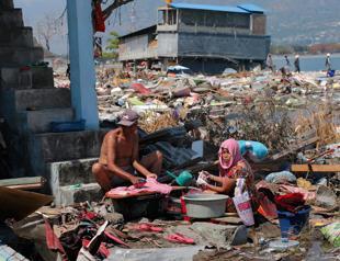 Time running out for survivors as Indonesia toll nears 1,400