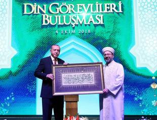 Turkish President Erdoğan urges women, children to go to mosques