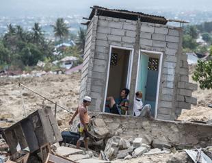 More than 1,000 may still be missing in Indonesia disaster: official