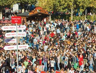 Frankfurt book fair gets political in ‘stormy’ times