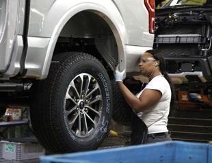 Ford to cut global workforce