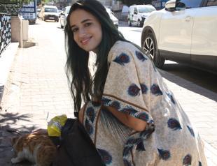 Italian girl takes care of Gaziantep’s cats