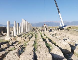 Anatolian people established ancient city of Laodicea