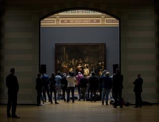 Rembrandts Night Watch to be restored in public