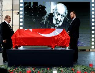 Thousands bid farewell to Turkeys iconic photographer Ara Güler