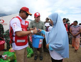 Turkish Red Crescent sends aid to quake-hit Indonesia