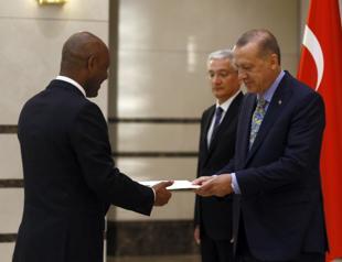 Turkeys Erdoğan speaks with Khashoggis family, sends condolences