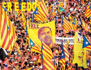 Spain Supreme Court orders trial of former Catalan leaders