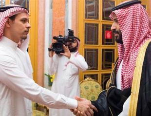 Son of murdered journalist Khashoggi leaves Saudi Arabia for US