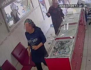 Sisters rampage shop with hammers in Turkey’s south