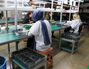 Turkey’s manufacturing index slightly rises in October